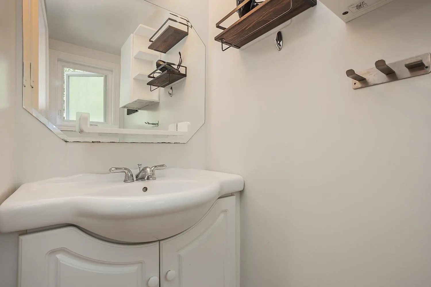 Longwood Guesthouse Toronto